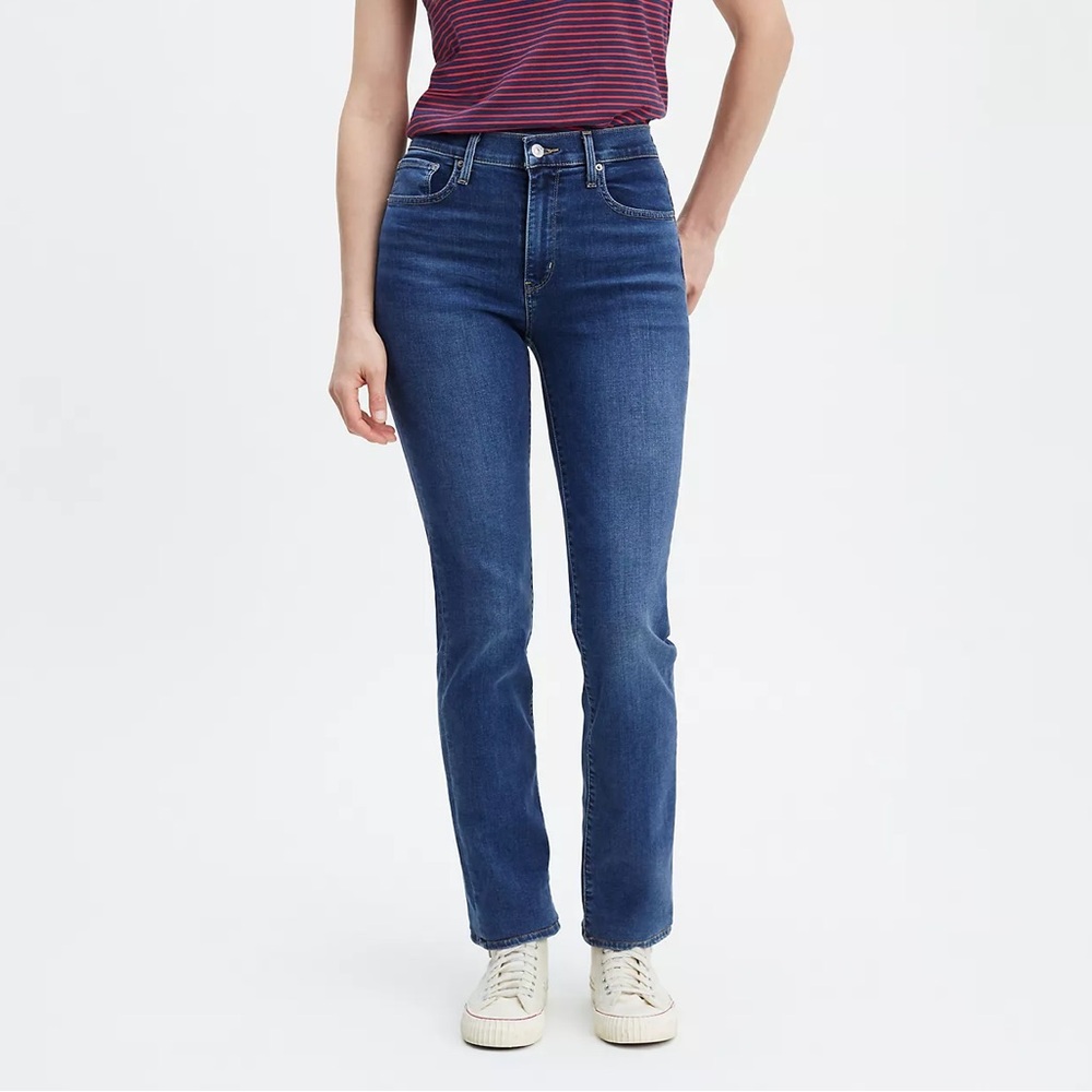 Levi’s 724 High Rise Slim Straight Jeans